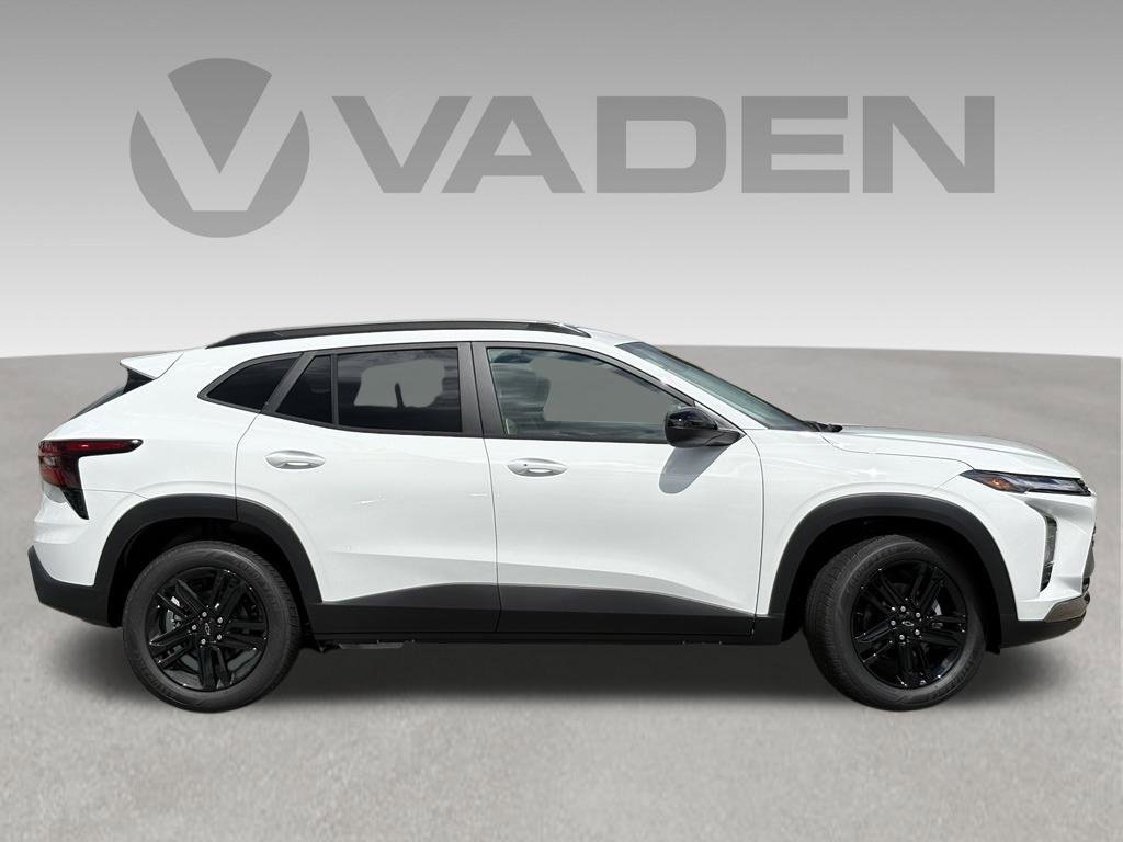 New 2026 Chevrolet Trax ACTIV w/ Sunroof Package FWD image 7