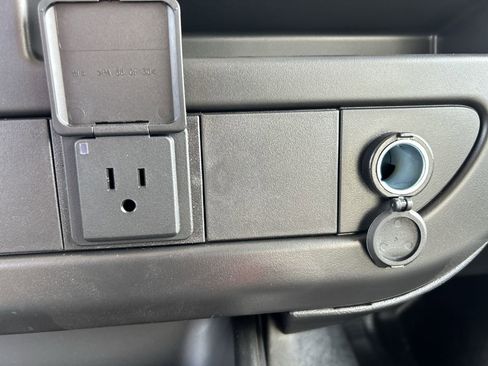 New 2025 Chevrolet Express 2500 w/ Driver Convenience Package image 31