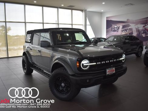 Used 2023 Ford Bronco Outer Banks AWD/4WD image 1