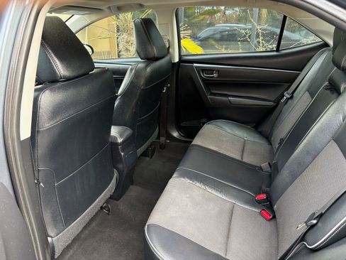 Used 2015 Toyota Corolla S image 16