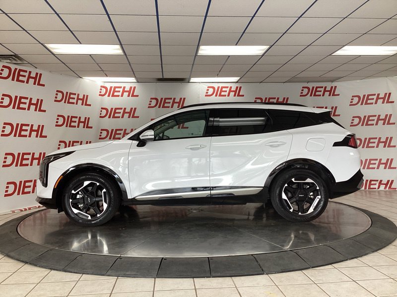New 2026 Kia Sportage SX FWD image 4