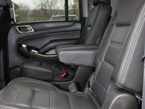 Used 2019 GMC Yukon XL Denali image 21