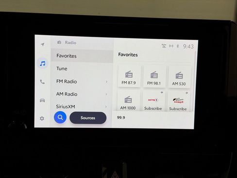 Used 2024 Toyota Corolla LE image 9