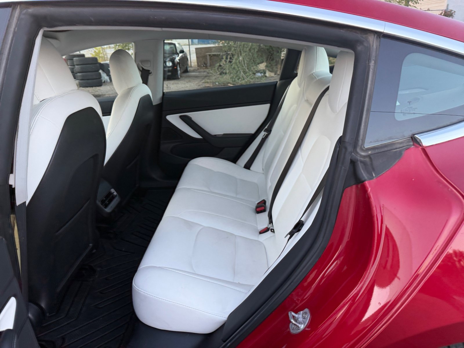 Used 2020 Tesla Model 3 Standard Range RWD image 27