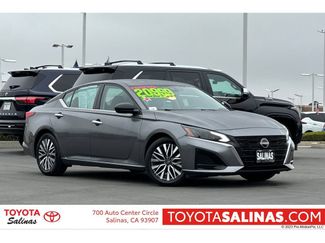 Used 2024 Nissan Altima 2.5 SV FWD video 1