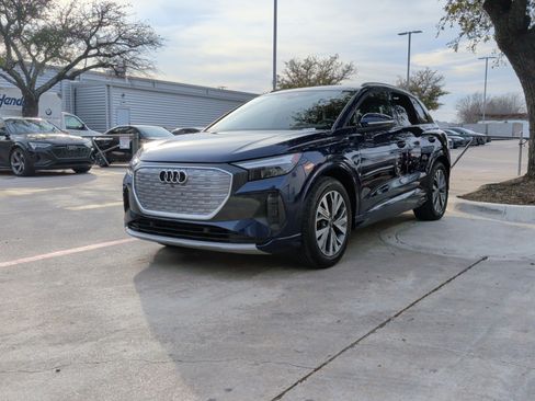 Certified 2023 Audi Q4 e-tron Premium Plus image 5