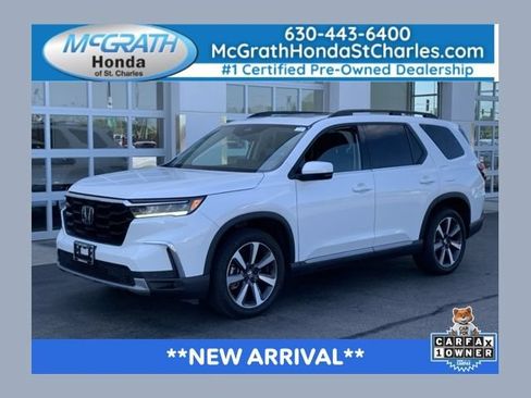 Used 2023 Honda Pilot Touring image 1