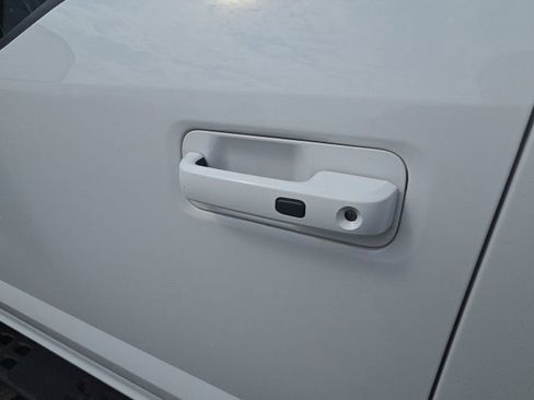 Used 2018 Ford F150 Raptor w/ Equipment Group 802A Luxury image 17