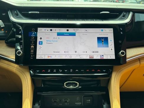 New 2026 Jeep Grand Cherokee Summit AWD/4WD image 18