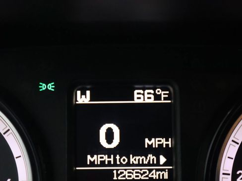 Used 2017 RAM 1500 Classic SLT RWD image 22