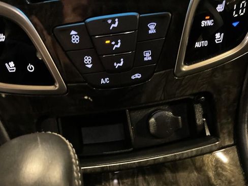 Used 2015 Buick LaCrosse Premium w/ Driver Confidence Package #1 AWD/4WD image 31