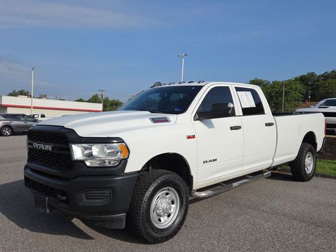 Used 2022 RAM 2500 Tradesman AWD/4WD image 10