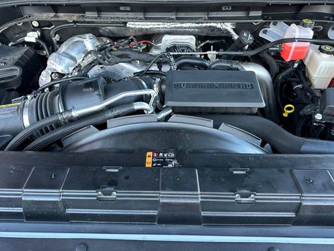 Used 2025 GMC Sierra 2500 AT4 w/ AT4 Premium Plus Package AWD/4WD image 56