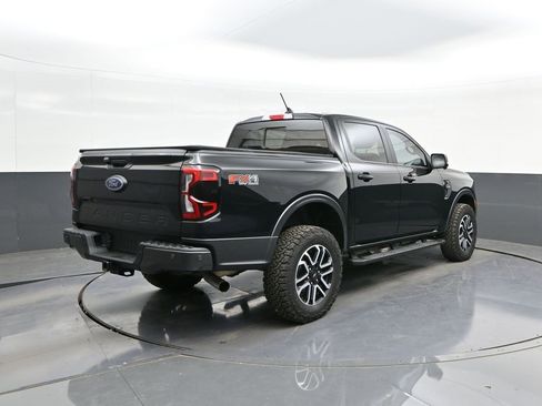 Used 2024 Ford Ranger Lariat w/ FX4 Off-Road Package image 11