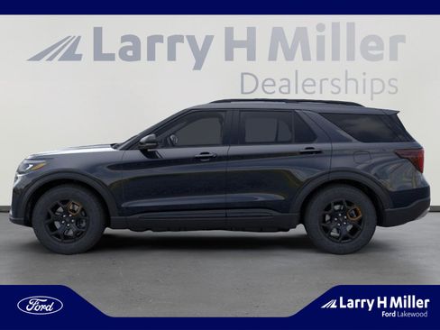 New 2026 Ford Explorer Tremor image 3