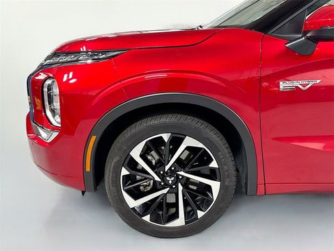 Used 2023 Mitsubishi Outlander SEL image 12