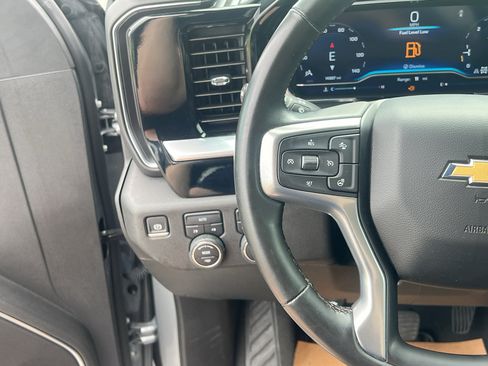 Used 2024 Chevrolet Silverado 1500 LT AWD/4WD image 29