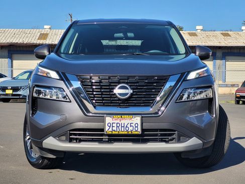 Certified 2023 Nissan Rogue SV image 2