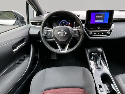 Used 2026 Toyota Corolla SE FWD image 6