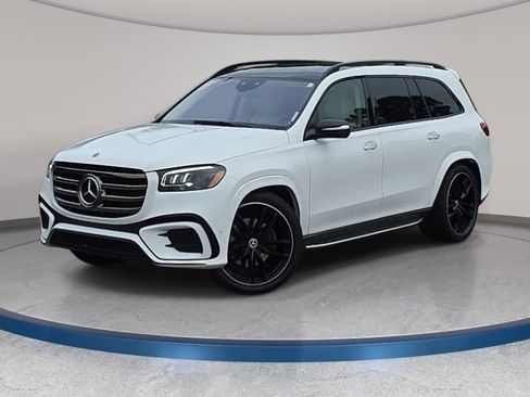 Used 2024 Mercedes-Benz GLS 450 4MATIC image 1