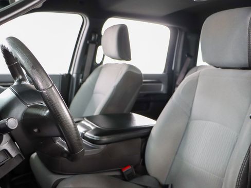 Used 2022 RAM 2500 Big Horn w/ Cold Weather Group image 23