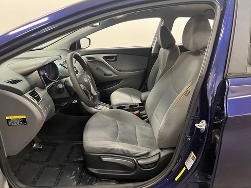 Used 2013 Hyundai Elantra GLS w/ Preferred Pkg FWD image 11