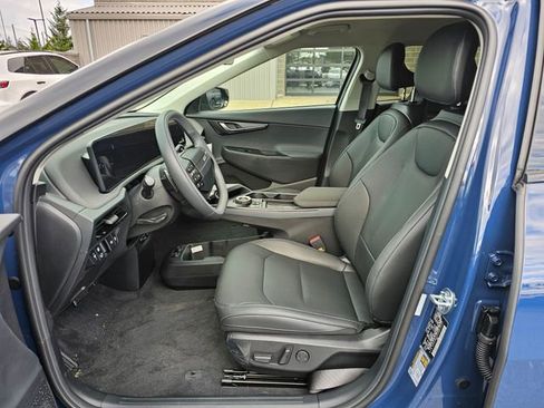 New 2025 Kia EV6 Wind image 18