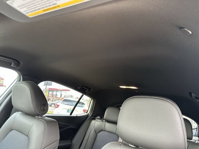 New 2026 Buick Envista Sport Touring FWD image 18