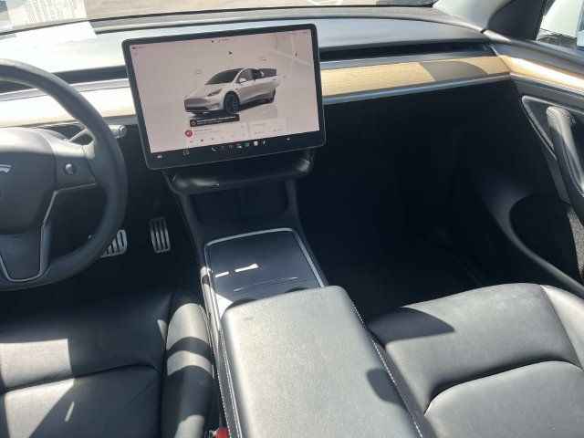 Used 2022 Tesla Model Y Performance AWD/4WD image 15
