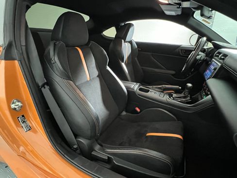 Used 2023 Toyota GR86 10th Anniversary SE image 31