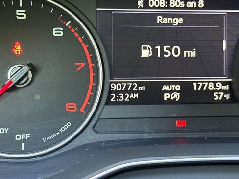 Used 2018 Audi Q5 2.0T Premium w/ Convenience Package AWD/4WD image 19