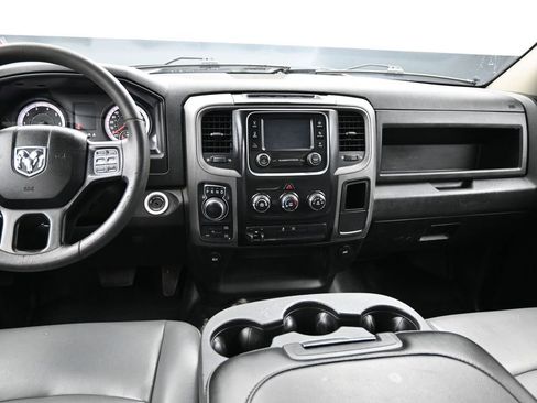 Used 2022 RAM 1500 Tradesman w/ Chrome Appearance Group AWD/4WD image 13