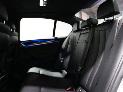 Used 2018 BMW 530i w/ Premium Package image 19