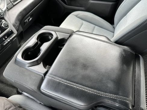Used 2024 RAM 1500 Big Horn AWD/4WD image 30