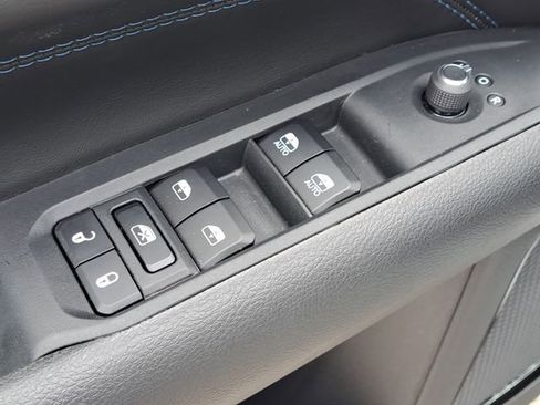 New 2026 Jeep Compass Latitude AWD/4WD image 16