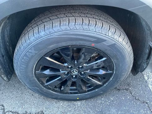 Used 2024 MAZDA CX-50 AWD 2.5 S w/ Preferred Package image 11