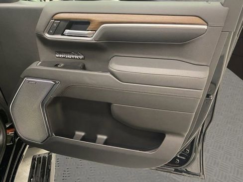 New 2026 Chevrolet Silverado 1500 High Country w/ Midnight Edition AWD/4WD image 27