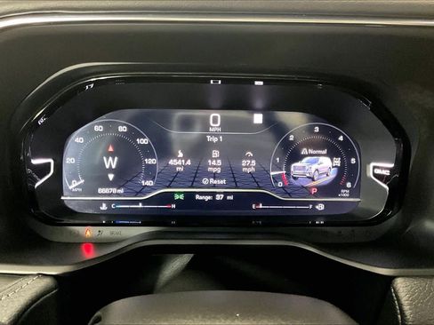 Certified 2023 GMC Yukon XL Denali AWD/4WD image 27