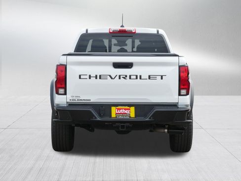 Certified 2024 Chevrolet Colorado Trail Boss w/ Technology Package AWD/4WD image 6