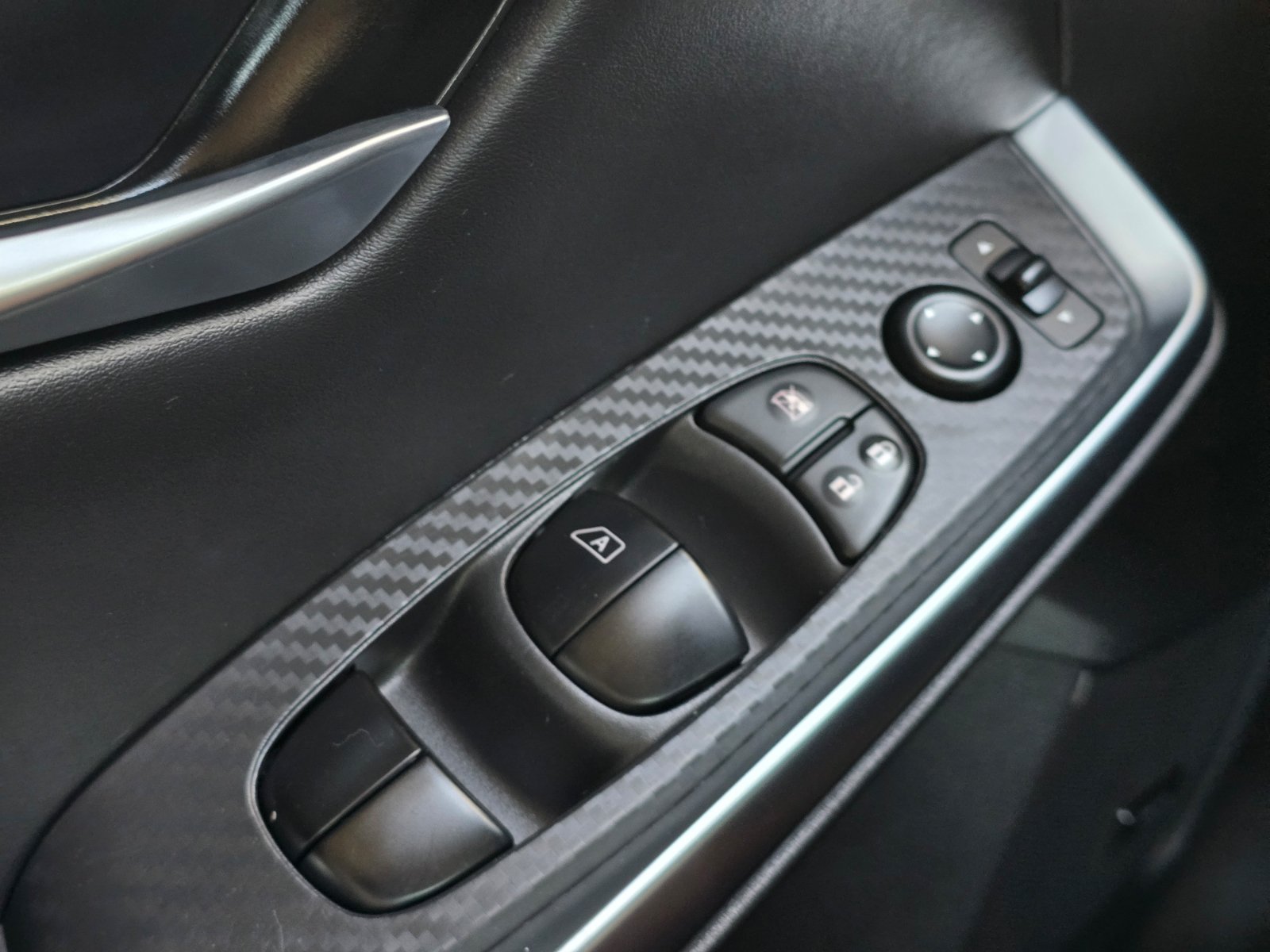 Certified 2025 Nissan Sentra SR w/ SR Premium Package FWD image 22