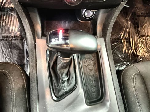 Used 2019 Dodge Charger R/T w/ Blacktop Package image 20