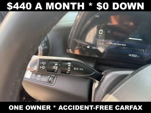 Used 2026 Chevrolet Equinox LT FWD image 18