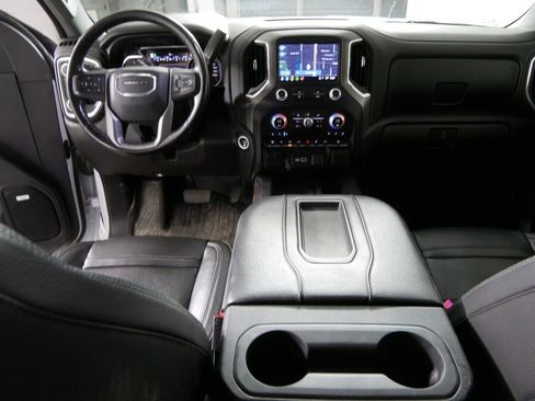 Used 2022 GMC Sierra 3500 Denali w/ Denali Ultimate Package image 23