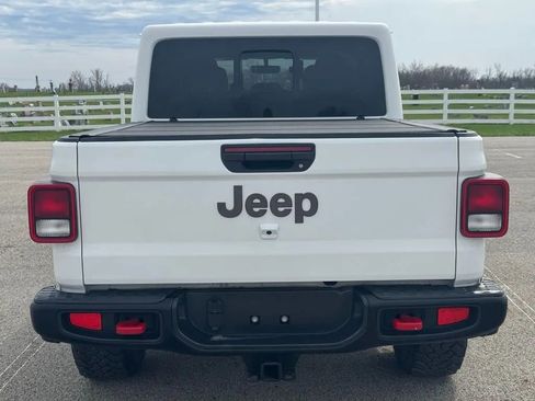 Used 2023 Jeep Gladiator Rubicon w/ Cold Weather Group image 6