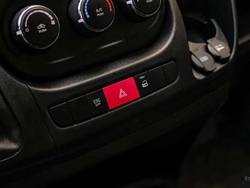 Used 2020 RAM ProMaster 2500 image 49