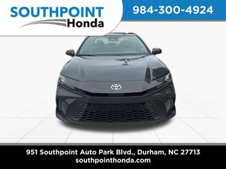Used 2025 Toyota Camry SE FWD video 2