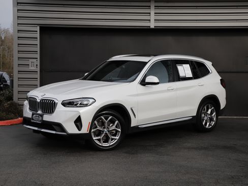 Used 2023 BMW X3 xDrive30i w/ Premium Package image 1