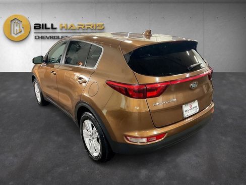 Used 2018 Kia Sportage LX image 12