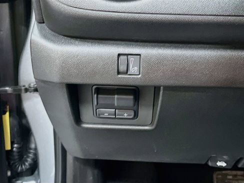 Used 2026 Chevrolet Colorado Trail Boss AWD/4WD image 10