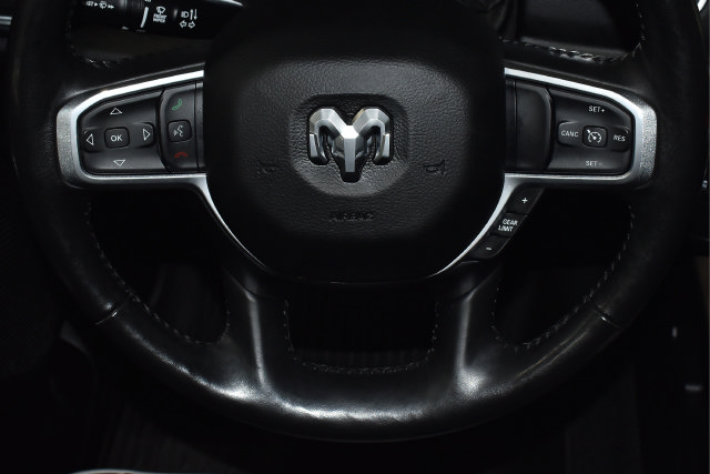 Used 2020 RAM 1500 Laramie AWD/4WD image 22